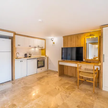 White Garden Patara *